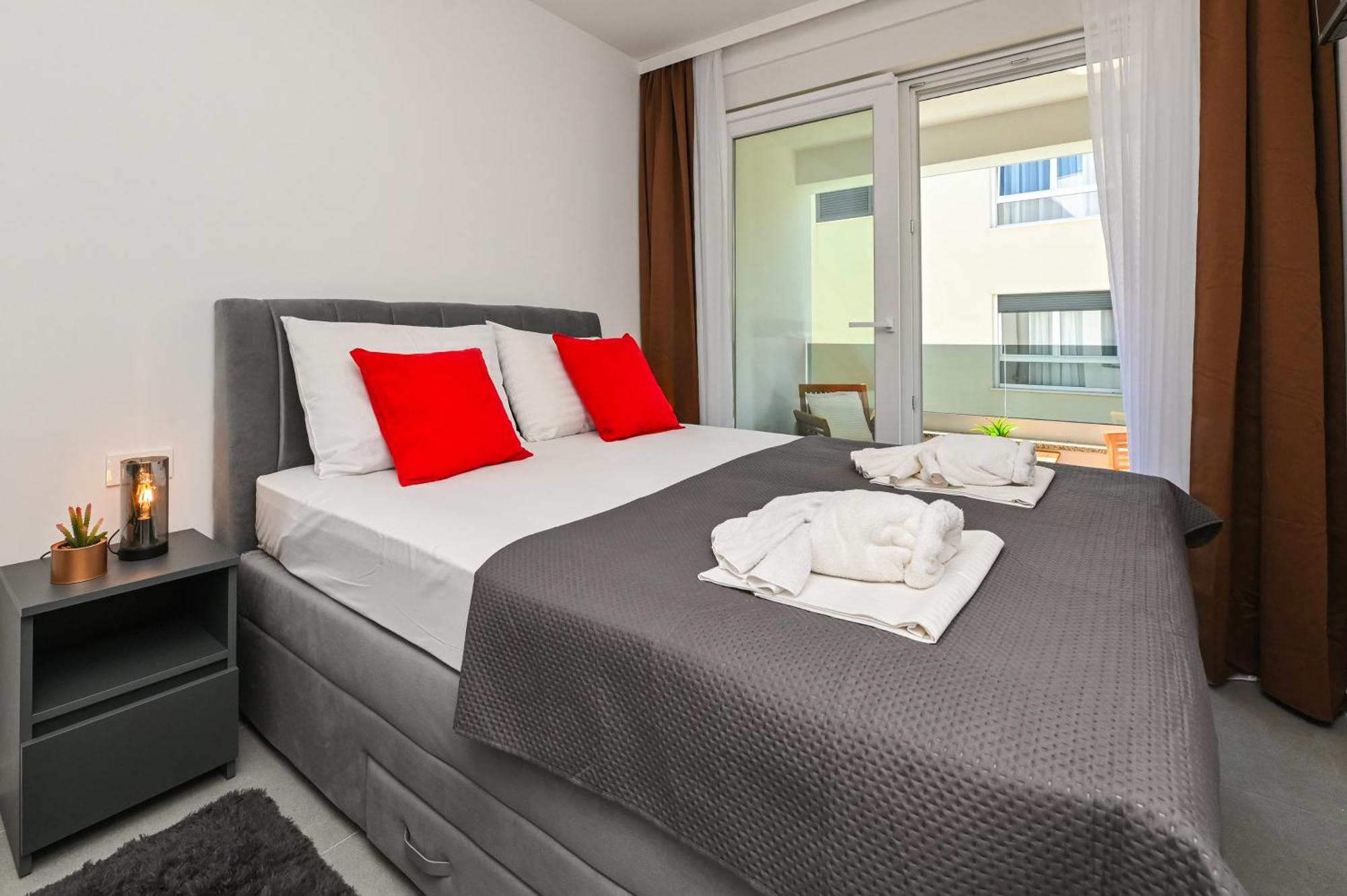 Smash A - With Private Pool Apartmán *